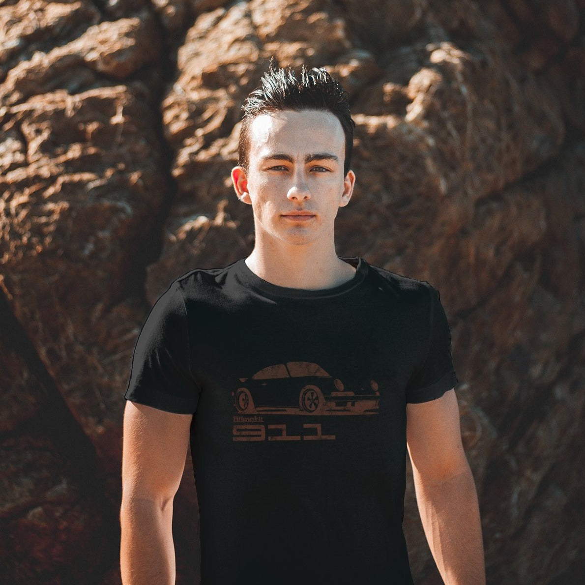 Boy wearing a black Classic 911 T-shirt - PitLaneArts